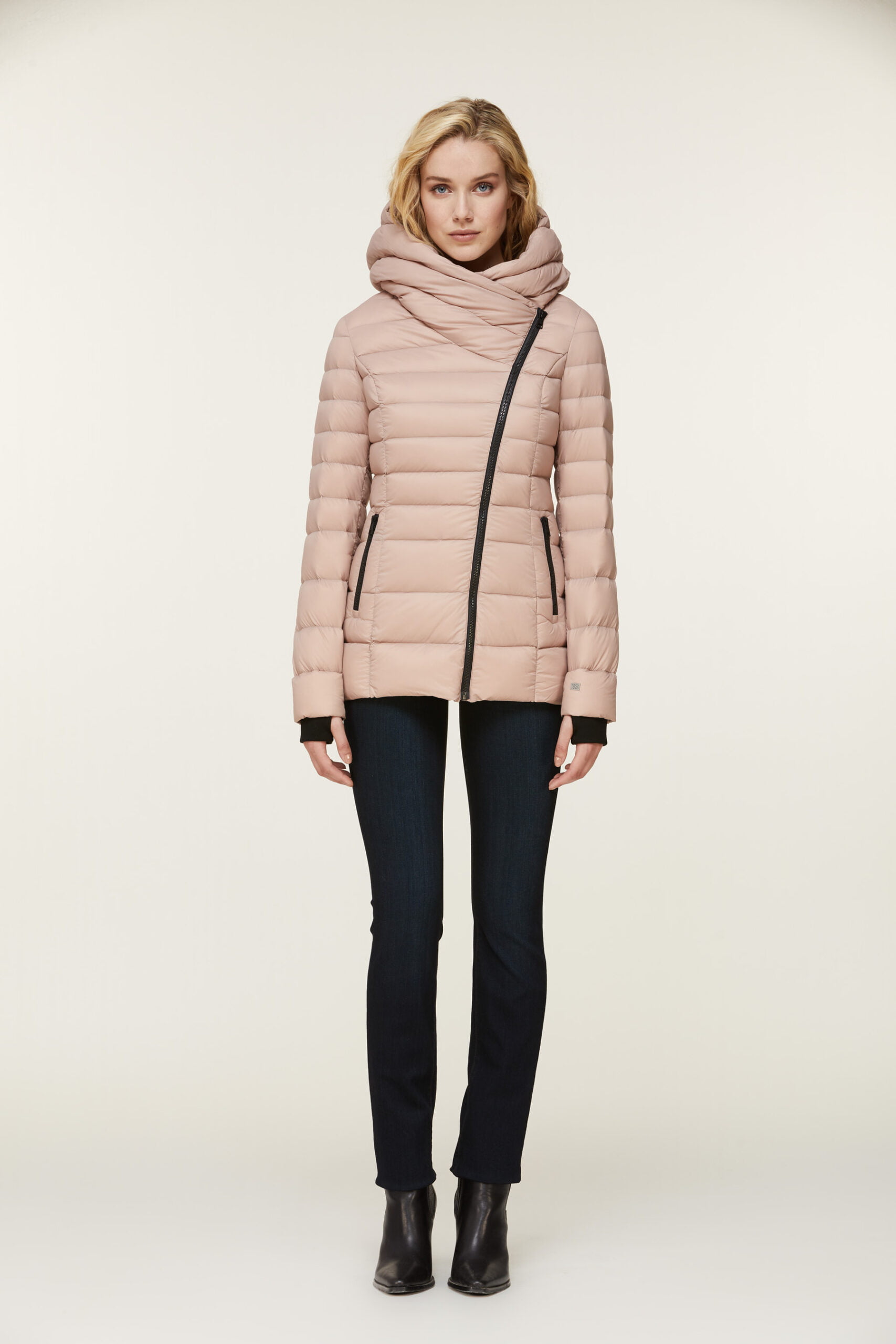 JACINDA N QUAR 1 scaled jacinda n quar 1