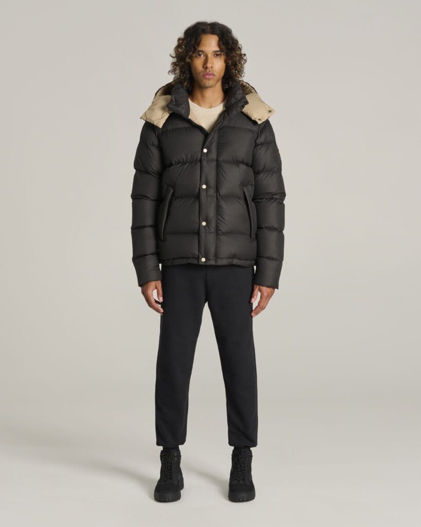 304411047 misto noir mat 1