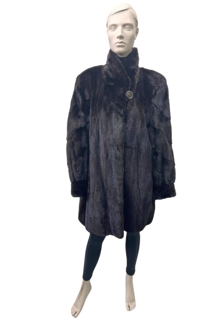 manteau de vison acajou avec capuchon 8527