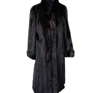 manteau de vison acajou avec capuchon 8527