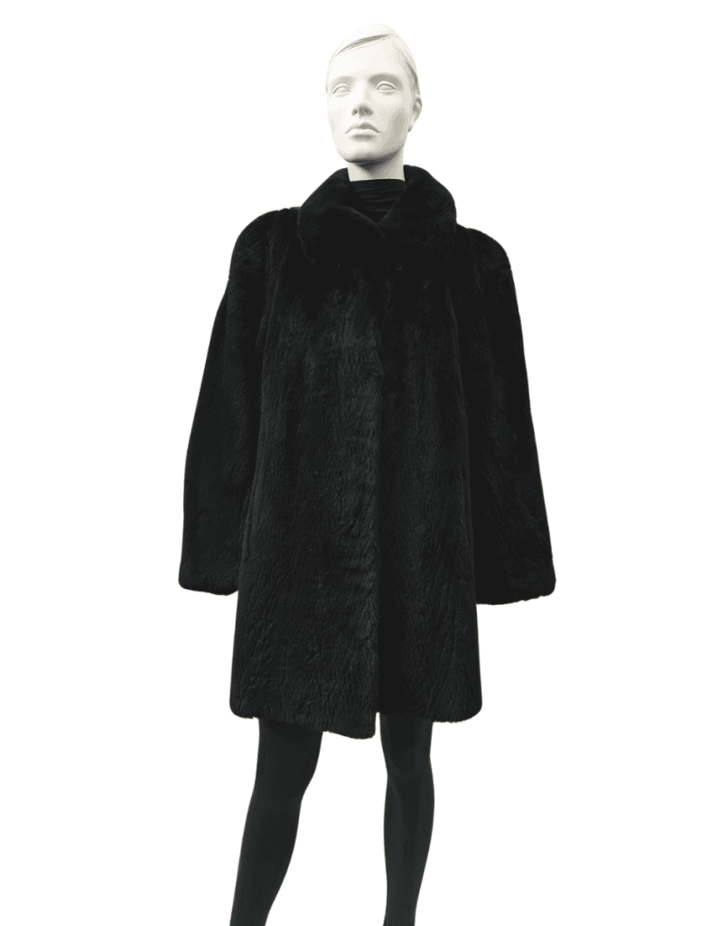manteau de chat sauvage rasé teint noir 8675
